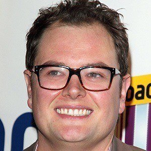 Alan Carr Headshot 7 of 10